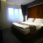 Grand Dora 3*