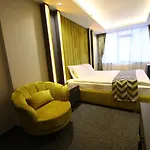 Hotel Grand Dora 3*