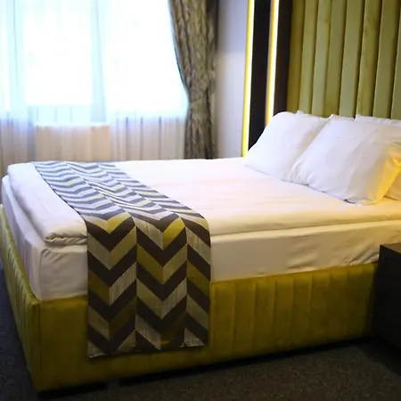Hotel Grand Dora