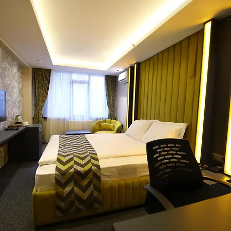 Szálloda Grand Dora 3*