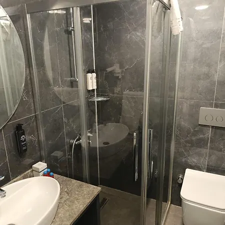 Grand Dora Отель 3*