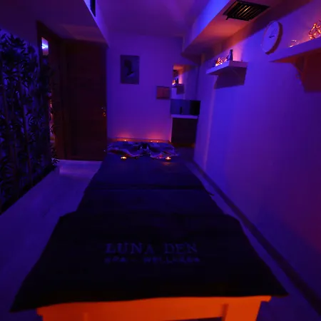 Grand Dora Отель 3*