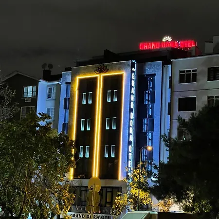 Grand Dora 3*